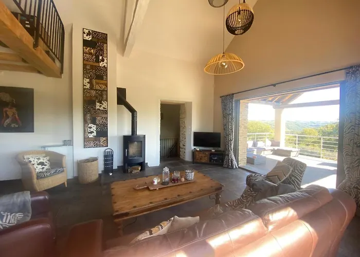 Σπίτι διακοπών Olisios, Beautiful With Private Pool