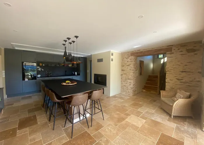 Olisios, Beautiful With Private Pool Σπίτι διακοπών