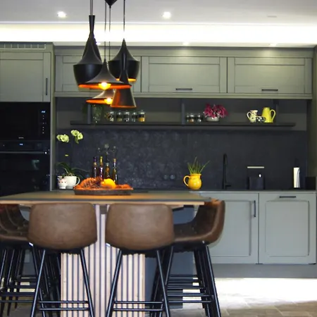 Olisios, Beautiful With Private Pool Casa de Férias *