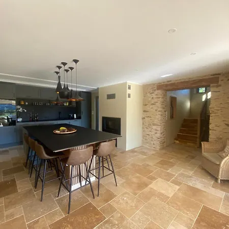 Olisios, Beautiful With Private Pool 別荘