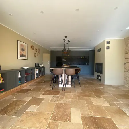 Olisios, Beautiful With Private Pool Casa vacanze *